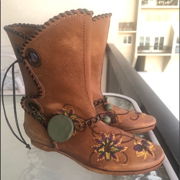 Anthropologie AREA FORTE Italian Embroidered Leather Boots NEW - Picture 2 of 15